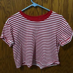 Cropped short sleeve T-shirt